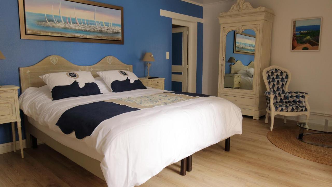 La Fresnaie : Chambres ,Table D'Hotes & Spa Tille Экстерьер фото