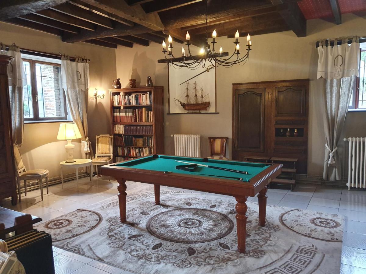La Fresnaie : Chambres ,Table D'Hotes & Spa Tille Экстерьер фото